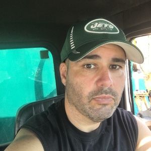 Meet your Posher, Louis